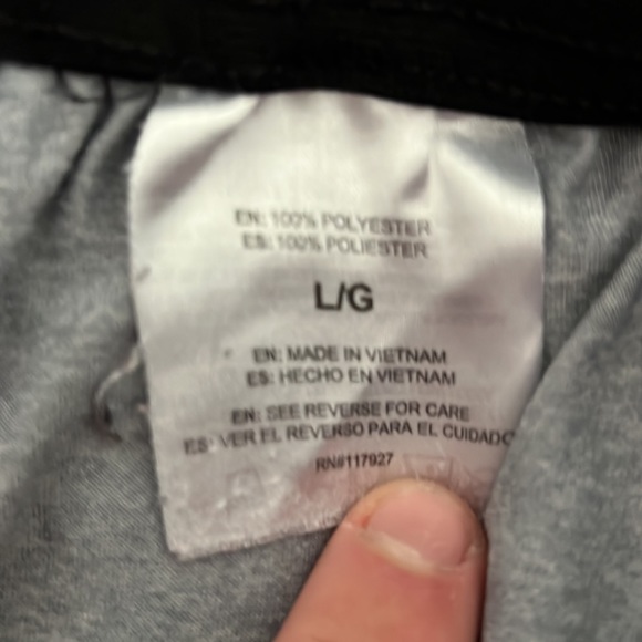 Reebok athletic shorts, size large, 7 inch inseam - Picture 3 of 5